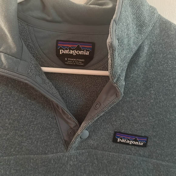 Patagonia pull over woman’s size small - Picture 2 of 4